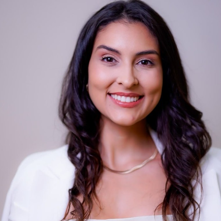 Dra. Gabriela Ribeiro, endócrino e nutróloga