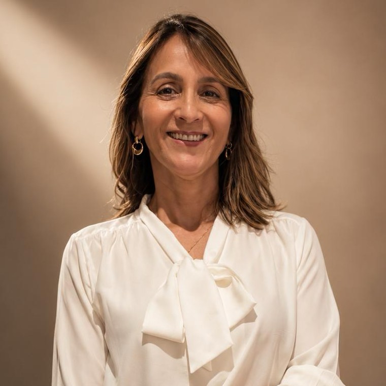 Luciane Mello, psicóloga